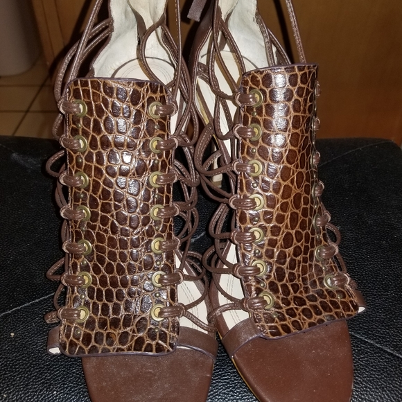 Zara Heeled Gladiator style shoe - Picture 3 of 6